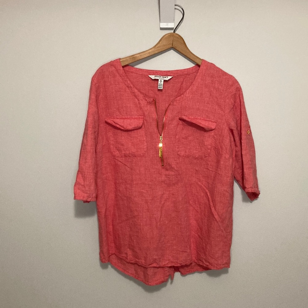 Women’s Ellen Tracy Red linen short sleeve shirt, zipper neckline, size Large